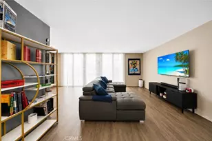 7260 Hillside Ave, Los Angeles, CA 90046 - Photo 1