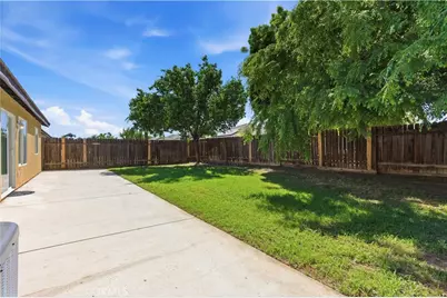 8201 Capitan, Bakersfield, CA 93313 - Photo 37