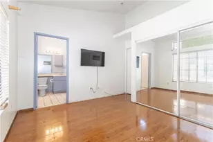 11150 Glenoaks, Pacoima, CA 91331 - Photo 11