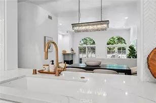 14100 Dickens St, Sherman Oaks, CA 91423 - Photo 11
