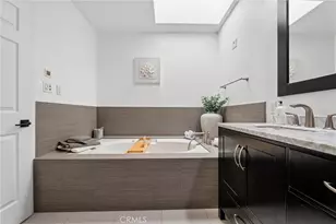 14100 Dickens St, Sherman Oaks, CA 91423 - Photo 29