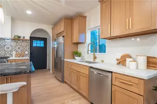 6325 Long St, Los Angeles, CA 90043 - Photo 9