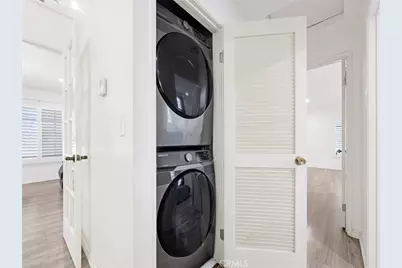 11350 Foothill Boulevard #15, Sylmar, CA 91342 - Photo 15