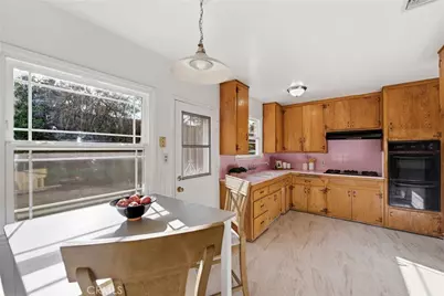 10826 Blucher, Granada Hills, CA 91344 - Photo 13