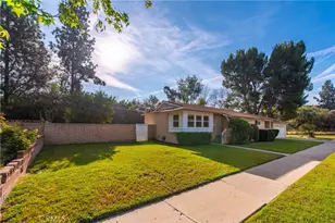 10826 Blucher, Granada Hills, CA 91344 - Photo 3