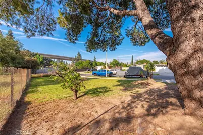 10826 Blucher, Granada Hills, CA 91344 - Photo 31