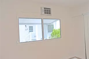 5 Ramona Way, Mission Hills (San Fernando), CA 91345 - Photo 17