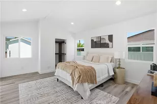 17721 Burbank, Encino, CA 91316 - Photo 21