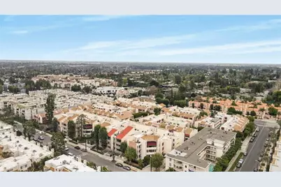 5216 Yarmouth #107, Encino, CA 91316 - Photo 33