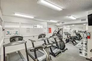 5216 Yarmouth, Encino, CA 91316 - Photo 29