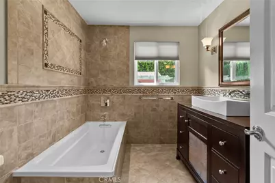 9819 Nestle, Northridge, CA 91325 - Photo 17