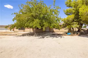 38617 95th St, Palmdale, CA 93591 - Photo 3