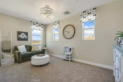 28516 Wildflower Terrace, Castaic, CA 91384 - Photo 17