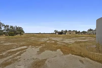 5504 E White Lane, Bakersfield, CA 93307 - Photo 37