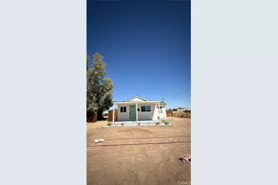 716 W Church Avenue, Ridgecrest, CA 93555 - Photo 9