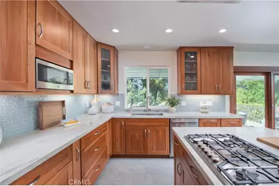 16529 Adlon Road, Encino, CA 91436 - Photo 3