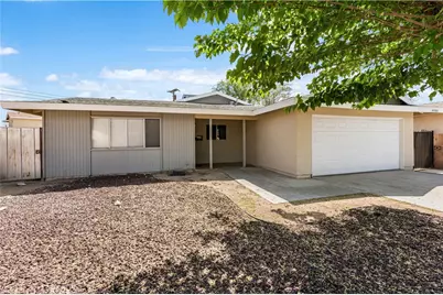 44506 Tabler, Lancaster, CA 93535 - Photo 3