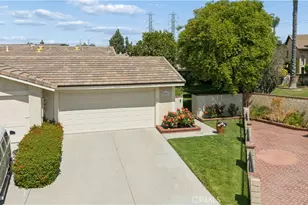 26047 Palomita, Valencia, CA 91355 - Photo 39