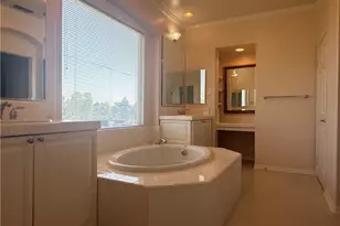 10354 Sandlewood, Porter Ranch, CA 91326 - Photo 15