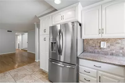 28245 Stonington, Saugus, CA 91350 - Photo 35