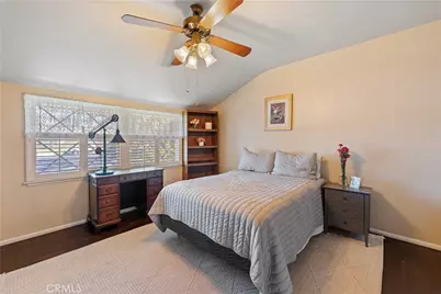 9827 Sylvia Avenue, Northridge, CA 91324 - Photo 7