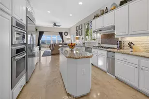 22535 Blueridge Ct, Calabasas, CA 91302 - Photo 9