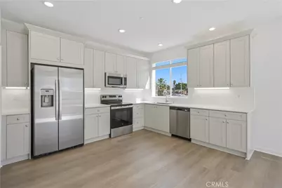 9427 N Sepulveda Blvd. #5, North Hills, CA 91343 - Photo 7