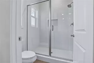 10542 Wood Briar Ct, Chatsworth, CA 91311 - Photo 17