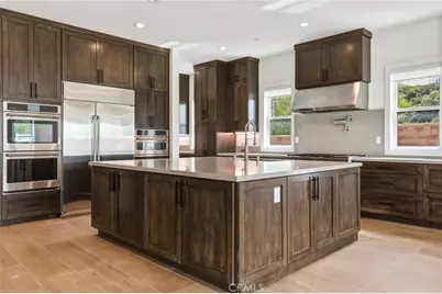 10542 Wood Briar Court, Chatsworth, CA 91311 - Photo 7