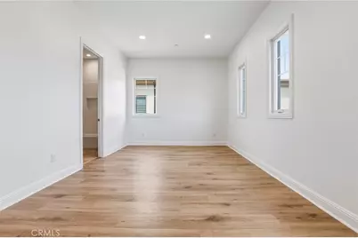 10542 Wood Briar Court, Chatsworth, CA 91311 - Photo 31