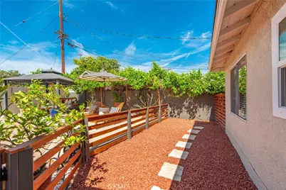 2041 Lupin Street, Simi Valley, CA 93065 - Photo 21