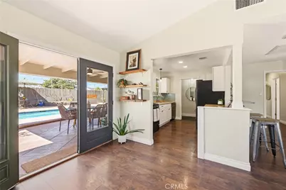 2041 Lupin Street, Simi Valley, CA 93065 - Photo 9