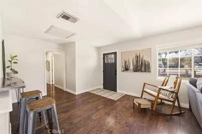2041 Lupin Street, Simi Valley, CA 93065 - Photo 29
