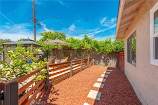 2041 Lupin St, Simi Valley, CA 93065 - Photo 25