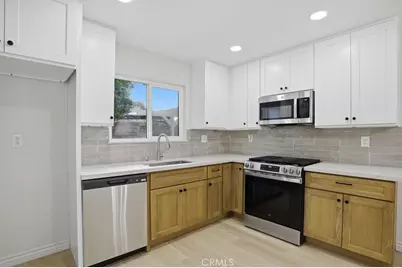 8574 Holly Ln, Riverside, CA 92504 - Photo 5