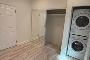 22119 San Miguel St, Woodland Hills, CA 91364 - Photo 17