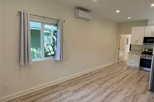 22119 San Miguel St, Woodland Hills, CA 91364 - Photo 7