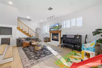 25048 Wheeler, Newhall, CA 91321 - Photo 41