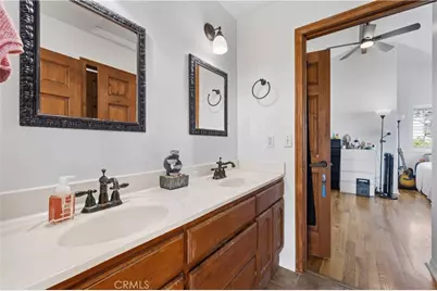 25048 Wheeler, Newhall, CA 91321 - Photo 47