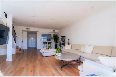 423 E Providencia, Burbank, CA 91501 - Photo 3