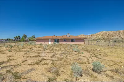 17394 Laredo Vista, Palmdale, CA 93591 - Photo 31