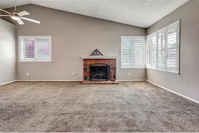 27964 Beacon, Castaic, CA 91384 - Photo 5