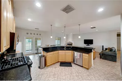 7306 W Avenue A8, Lancaster, CA 93536 - Photo 15