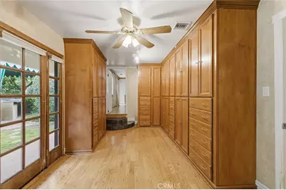 5220 Collier Place, Woodland Hills, CA 91364 - Photo 33