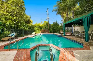 5220 Collier Pl, Woodland Hills, CA 91364 - Photo 49
