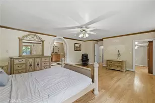 5220 Collier Pl, Woodland Hills, CA 91364 - Photo 27