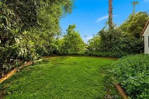 5220 Collier Pl, Woodland Hills, CA 91364 - Photo 11