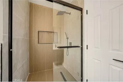 2106 W Cerritos, Anaheim, CA 92804 - Photo 15