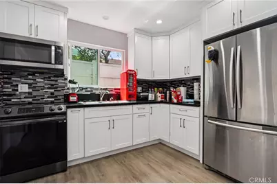 8055 Natick Avenue, Panorama City, CA 91402 - Photo 23