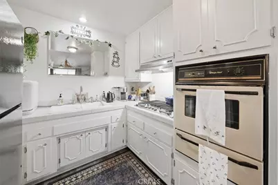 19220 Avenue Of The Oaks #A, Newhall, CA 91321 - Photo 15